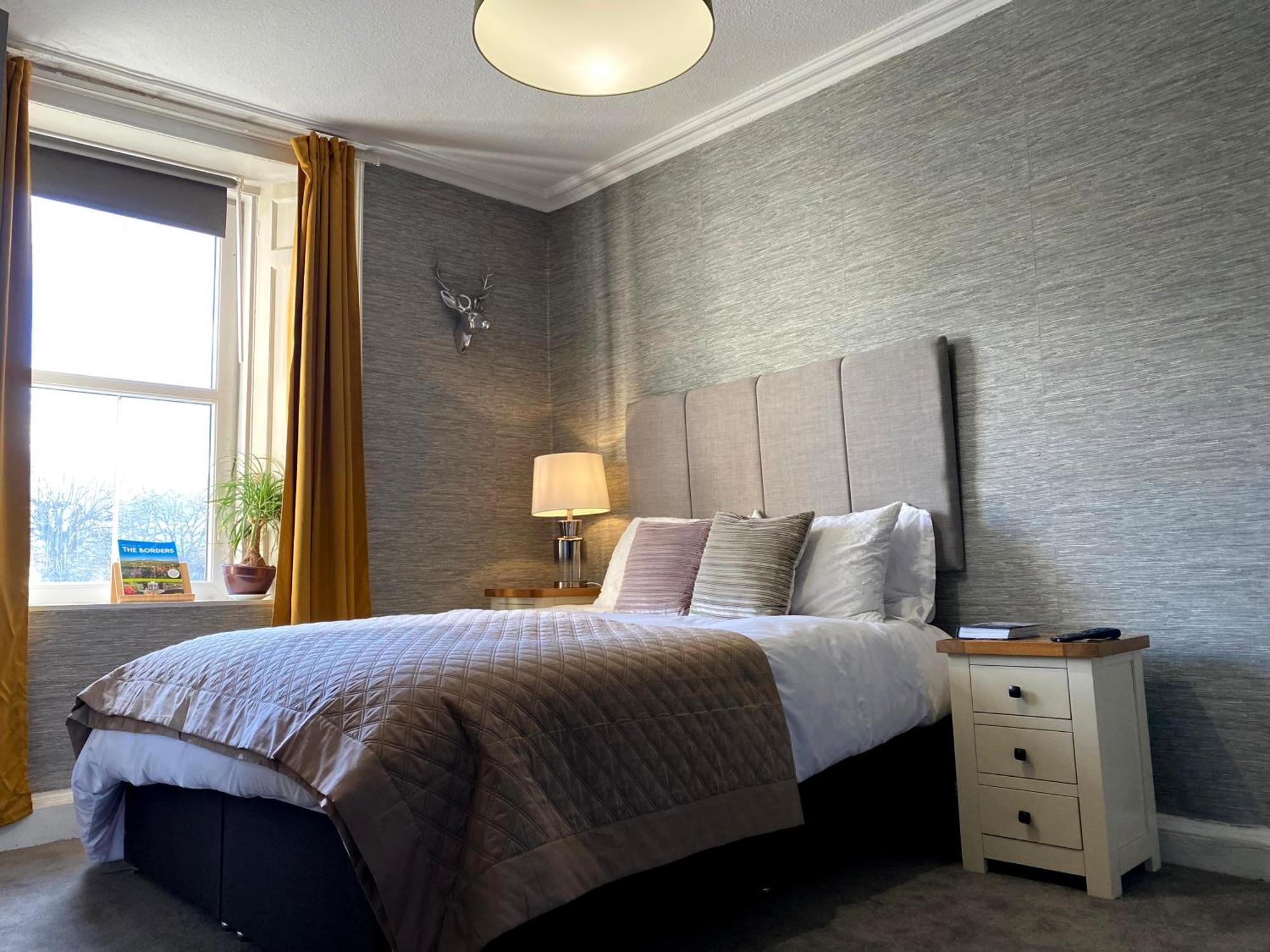 Red Lion, Coorie Inn Earlston Bagian luar foto